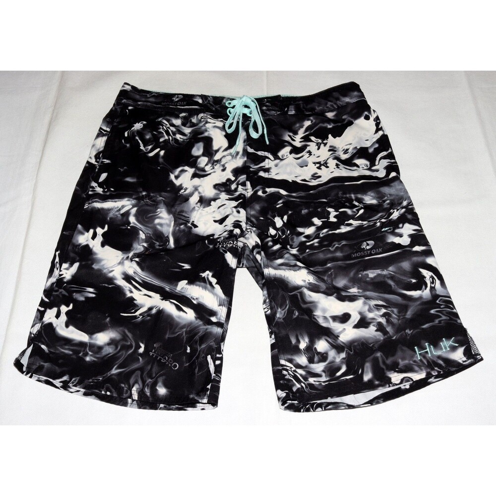 Huk Freeman Men's Hydro Blackwater Mossy Oak Camo Board Shorts Size 34